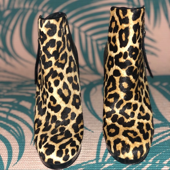 Michael Kors Leopard Bootie sz.6 - Picture 3 of 5